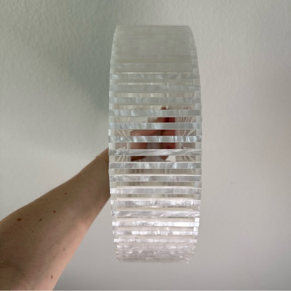 Cult Gaia White Pearl Arc Bag - Picture 6 of 6